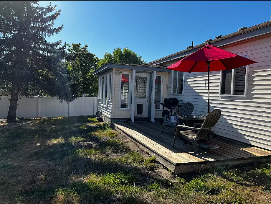 3 bed, 1240 sqft, $2,595 — Photo 2
