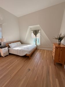 370 Thayer St #6, Providence, RI, 02906