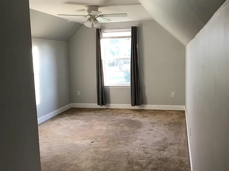 404 Amaryllis Ln — Photo 6