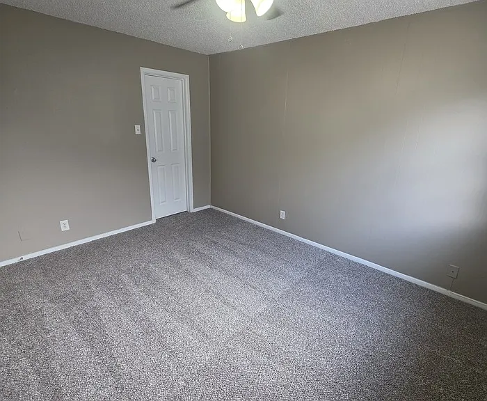4401 Crockett Ave #A — Photo 24