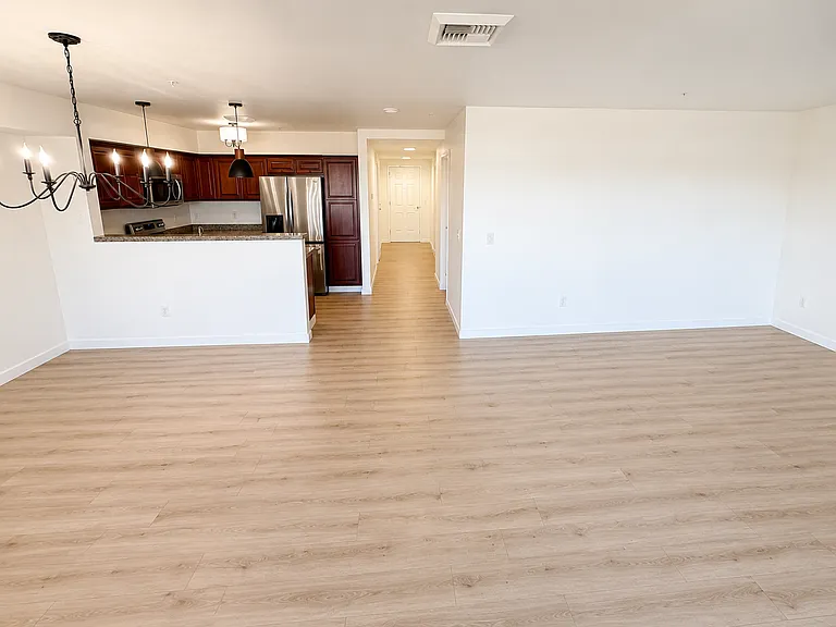 3201 Pacific Ave #907 — Photo 7