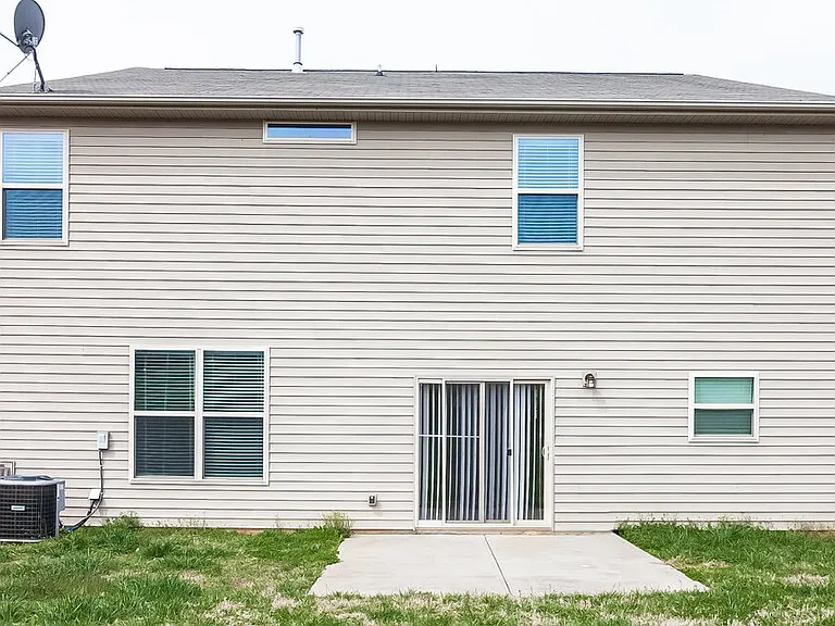 7906 Sweet Grove Ct — Photo 17