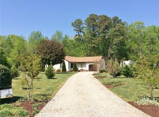 5765 Turtle Dr, Gloucester, VA 23061