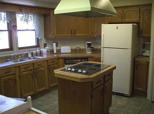 2nd image of 45 Rosewood Dr
