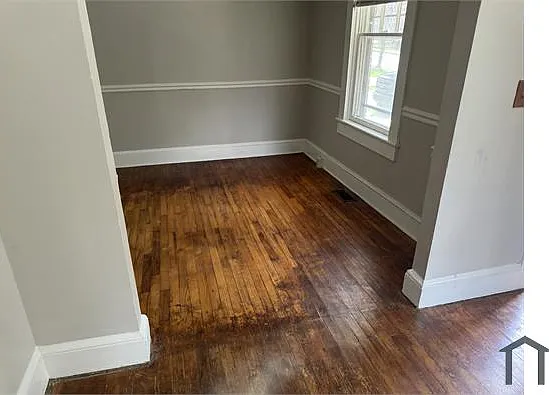 105 Woodrow St — Photo 1