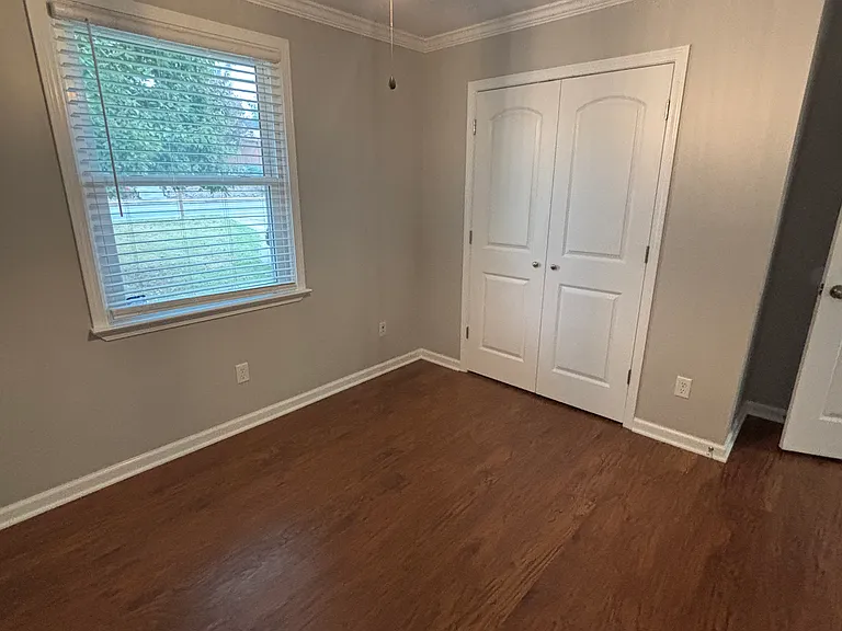 709 Morrow Rd — Photo 5