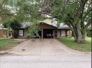 3317 S Meadow Dr, Fort Worth, TX 76133