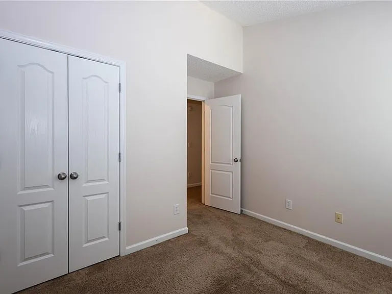 7705 Commerce Ct — Photo 23