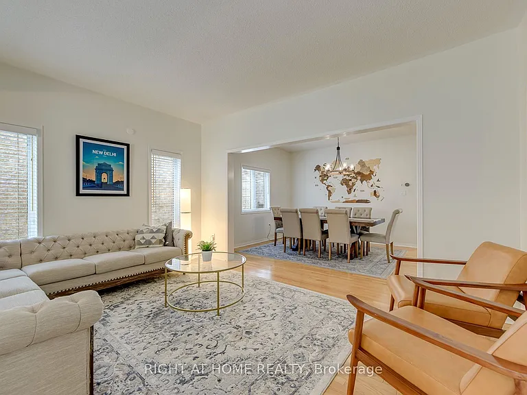 2244 Overfield Rd — Photo 5