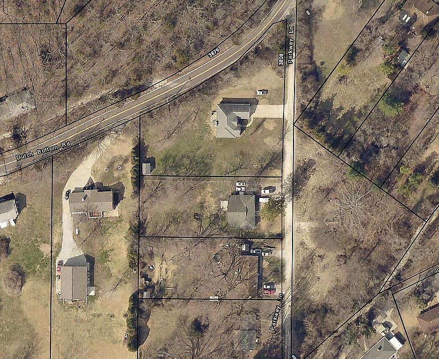 1st image of 3850 Parkway Ln