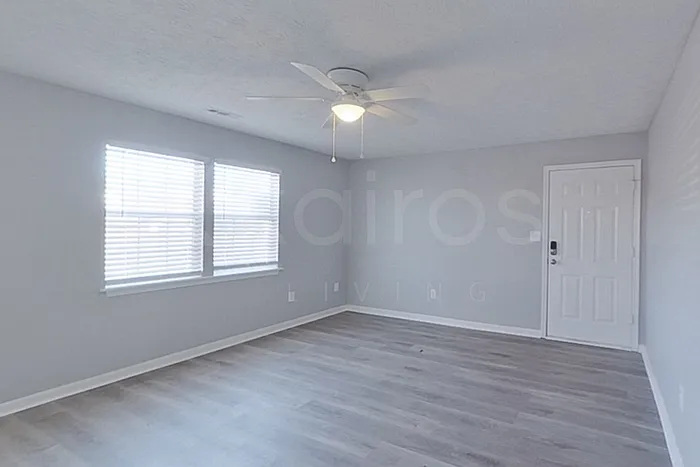 250 Deer Pkwy — Photo 7