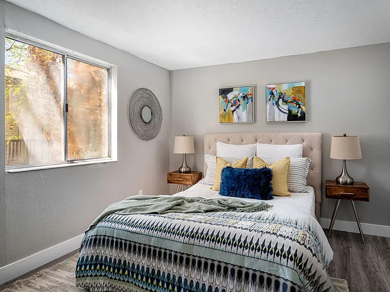 The Ashwell Apartments — Photo 14