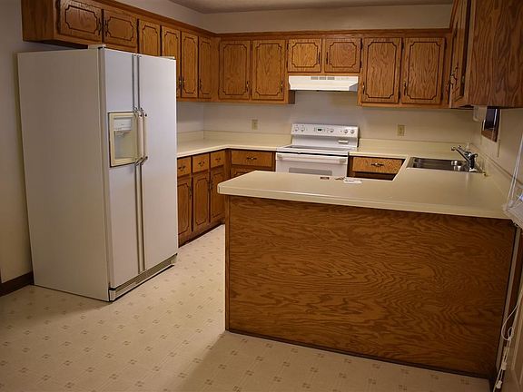 2nd image of 7 Nellie Cv