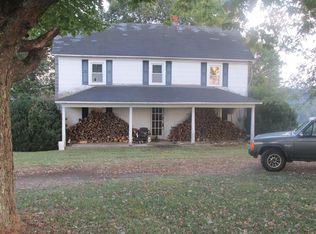 1116 Hebron Rd, Galax, VA 24333