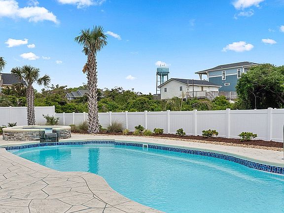 3rd image of 5216 E Beach Dr