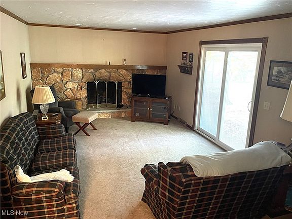 3rd image of 11485 Chautauqua Trl
