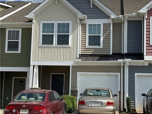 421 Pangel Ln, Duncan, SC 29334