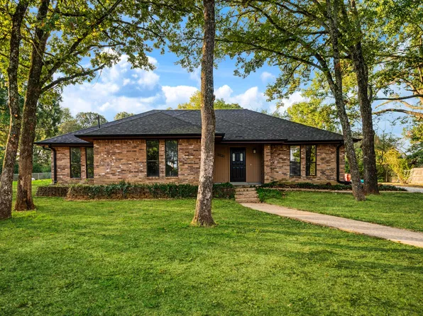3820 Lakeshore Dr, Paris, TX 75462