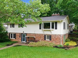 1204 Forest Ct, Cincinnati, OH 45215