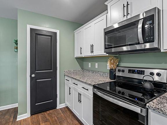 3rd image of 2183 Elmridge Rd