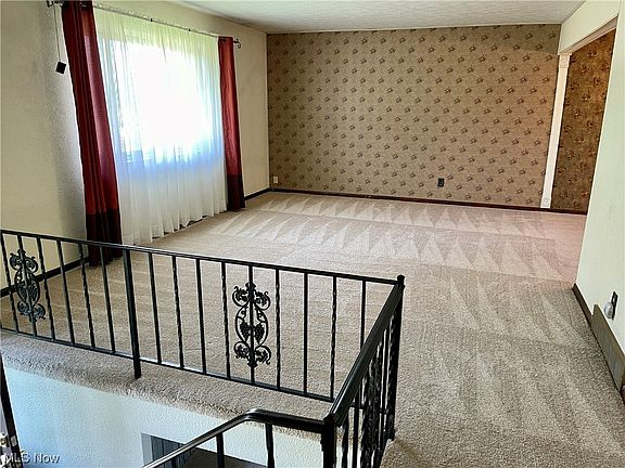 2nd image of 1441 Roosevelt Ave