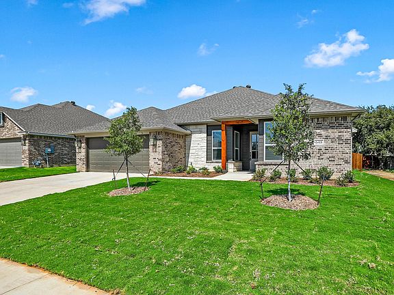 2nd image of 701 Fossil Wood Dr #E1ketd