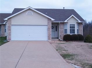 506 Woodview Meadows Ct, Wentzville, MO