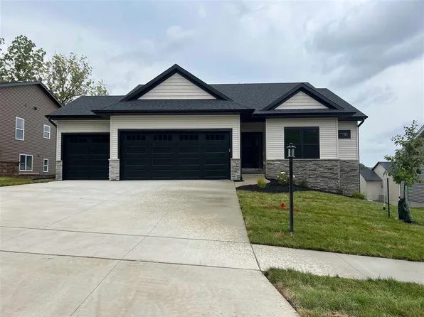 1421 Legend Dr, Tiffin, IA 52340