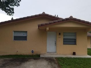 1202 NE 121st St, Biscayne Park, FL 33161
