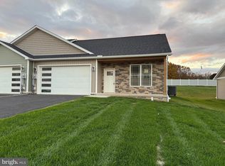 11819 Mystic Rock Ln S, Waynesboro, PA 17268