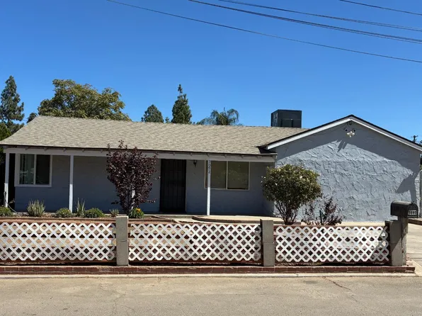 3092 W Floradora Ave, Fresno, CA 93722