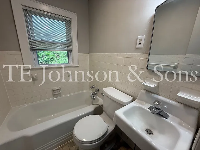 5535 Robinhood Rd — Photo 12