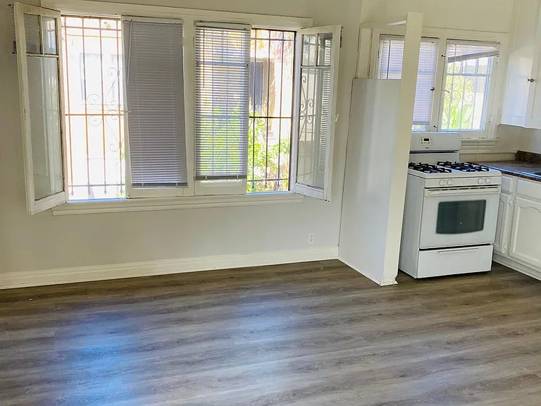 838 N Edinburgh Ave #1/2 — Photo 7