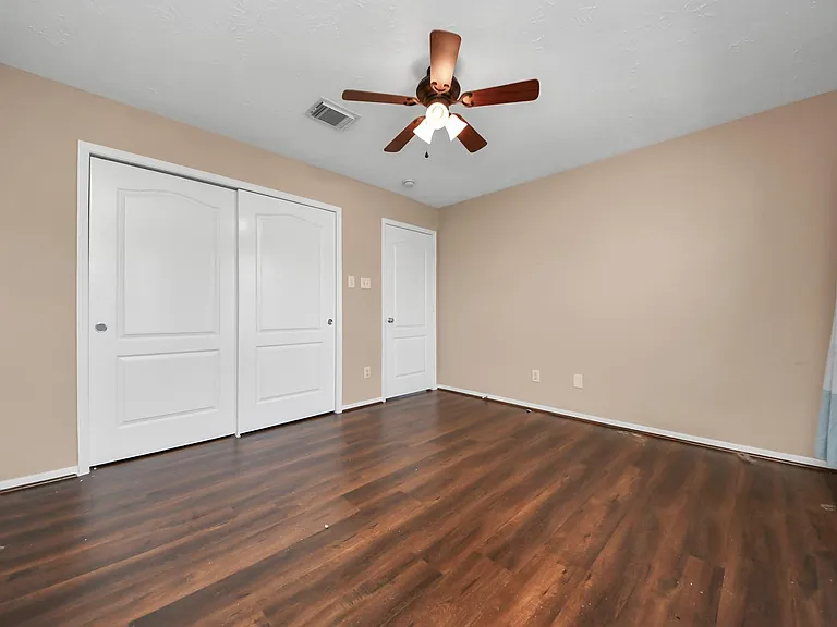 5922 Hollister Cole — Photo 34