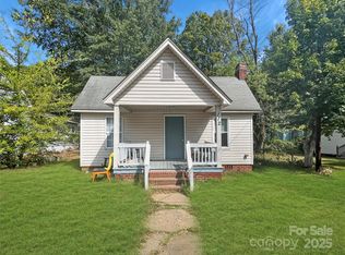 112 Crowell Dr NW, Concord, NC 28025