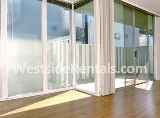 941 10th St APT 7, Santa Monica, CA 90403