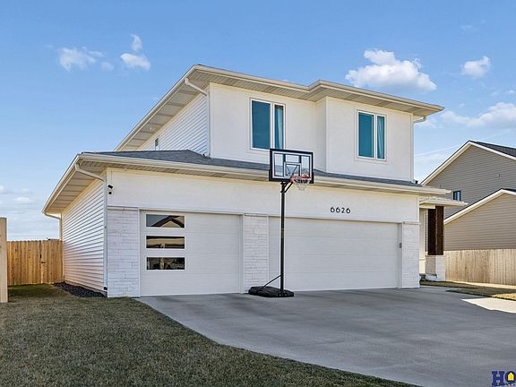 2nd image of 6626 Verano Dr