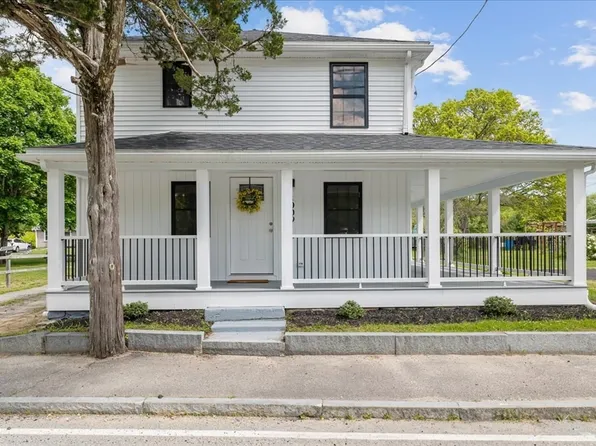 1009 Point Rd, Marion, MA 02738