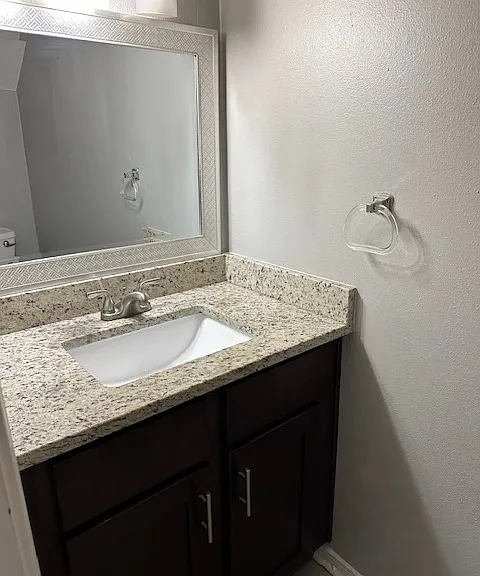 1608 Clearview Pkwy #B — Photo 10