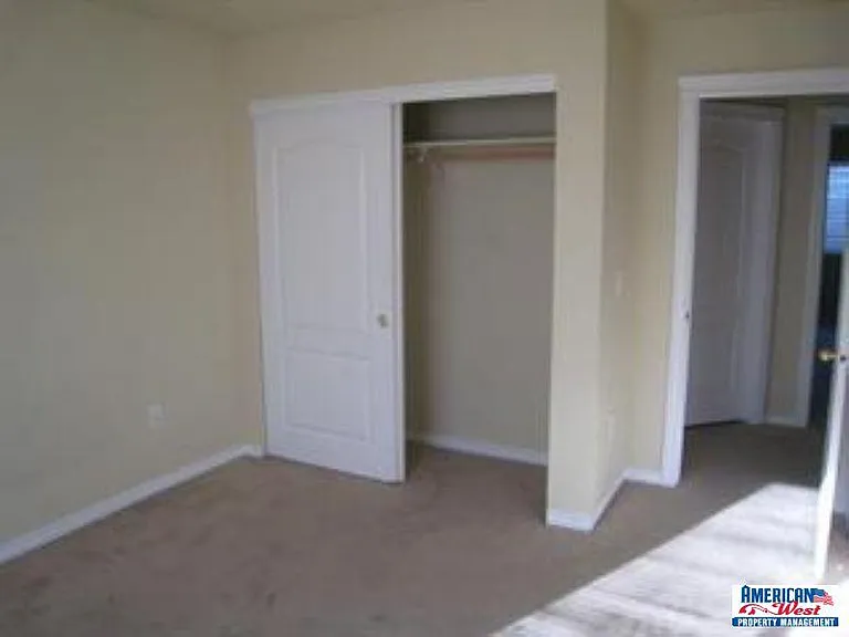 4901 Maid Jessica St #NO — Photo 7