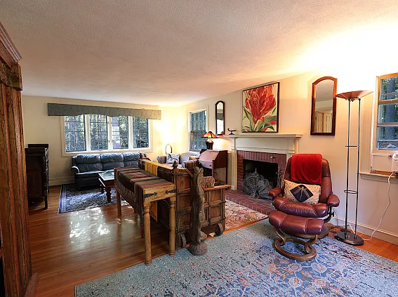 4 Big Rock Rd — Photo 4