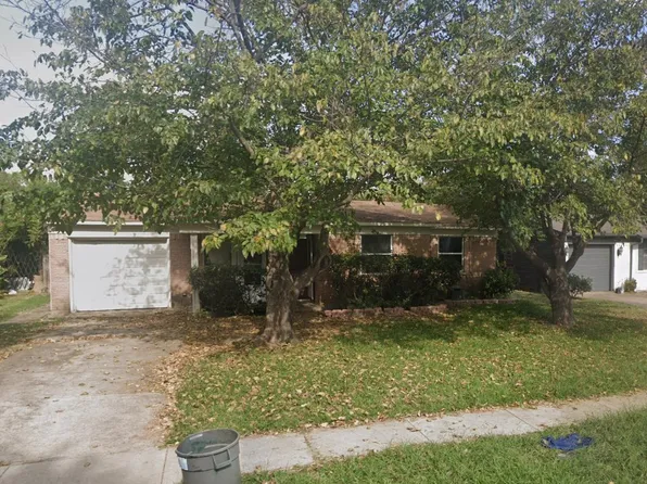 4838 Bedford Dr, Mesquite, TX 75150