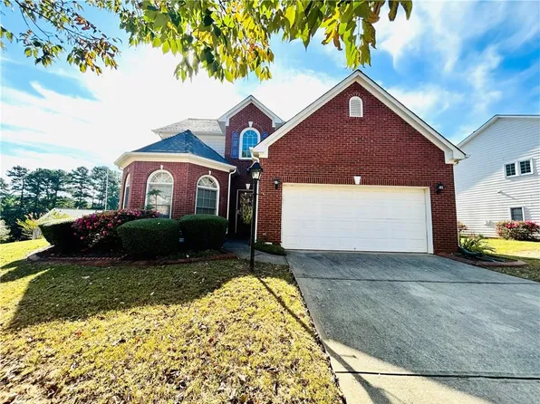 6461 Edgewater Cv, Fairburn, GA 30213