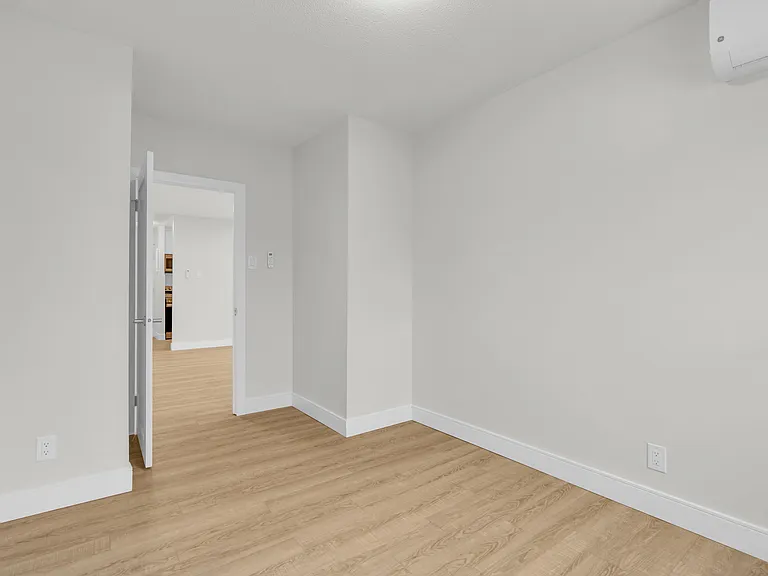 1220 Hamilton St — Photo 25