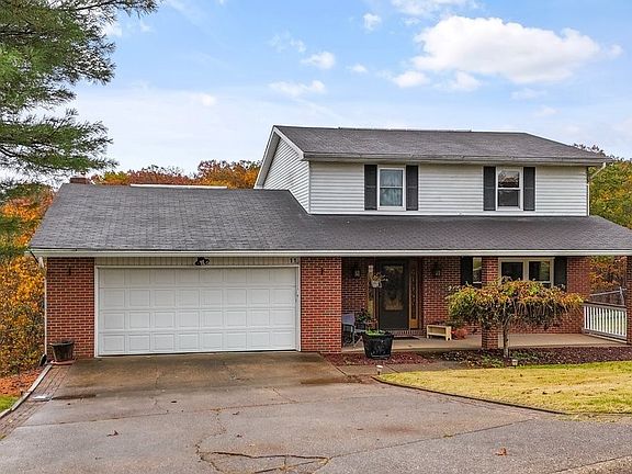2nd image of 11 W Wildwood Dr