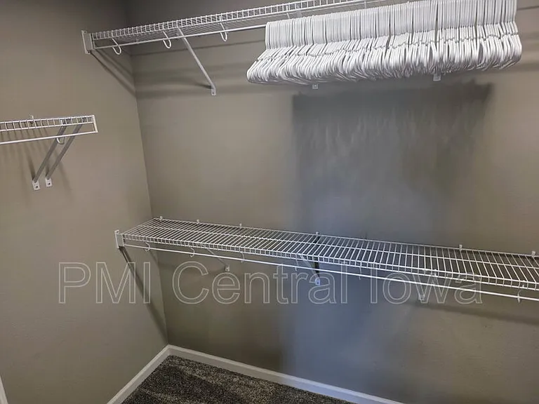 2316 Hazeltine Pl — Photo 21