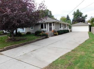 211 40th Ave NE, Columbia Heights, MN 55421