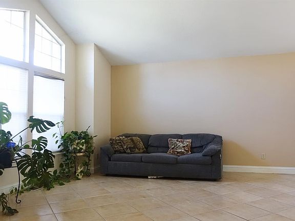 3rd image of 224 Sandpiper Dr