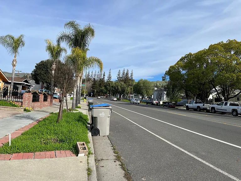 Marten Ave — Photo 6