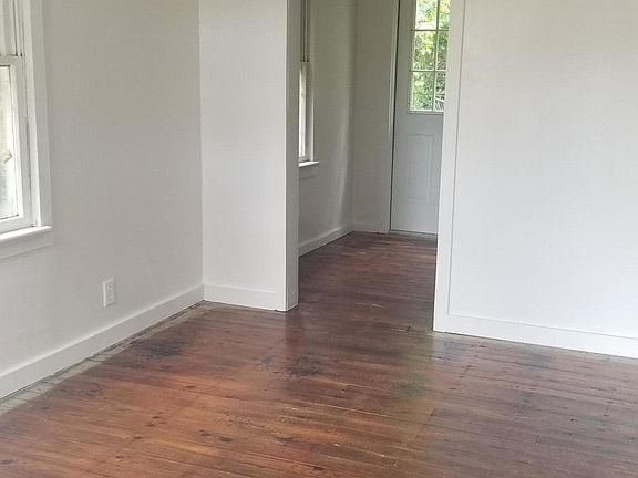 3rd image of 1492 S Fiske Blvd APT C